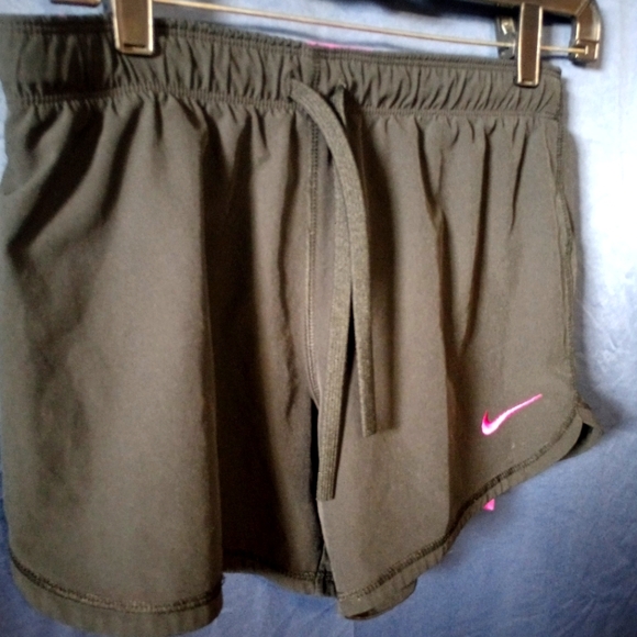 Women’s‎ Nike Dri Fit Black Lined Running Shorts Sz XS Pink Roll Down Waist - Picture 1 of 6